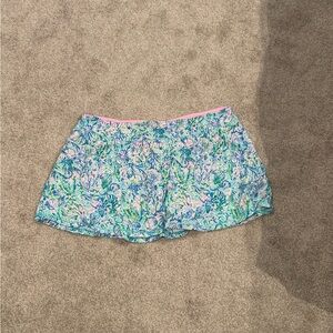 XXL (Alia) I think Floral Print Shorts in Blue and Green